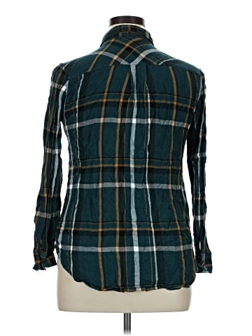 Maurices Long Sleeve Button-Down Shirt (view 2)