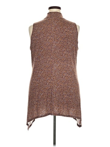 Logo Layers Sleeveless Blouse (view 2)