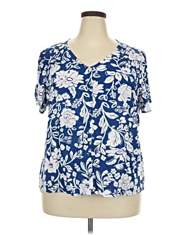 Croft & Barrow Casual Dress (view 1)