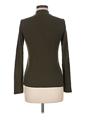 Uniqlo Long Sleeve Turtleneck (view 2)