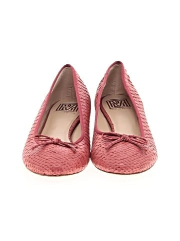 Pour La Victoire Flats (view 2)