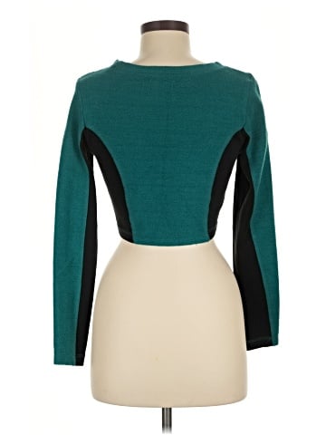 Urban Outfitters 3/4 Sleeve T-Shirt (view 2)