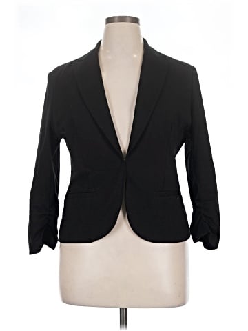 Amanda + Chelsea Blazer (view 1)