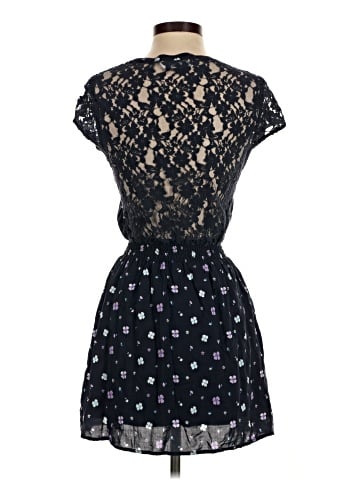 Abercrombie & Fitch Casual Dress (view 2)