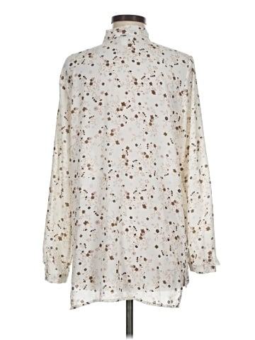 14th & Union Long Sleeve Blouse (view 2)