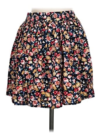 Abercrombie & Fitch Casual Skirt (view 1)
