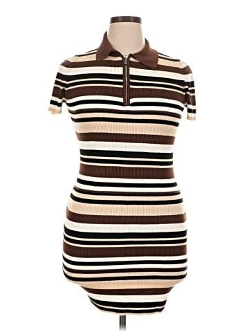 No Boundaries Casual Dress (view 1)