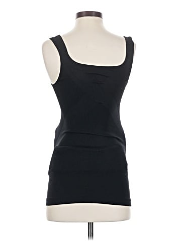 Blanqi Tank Top (view 2)