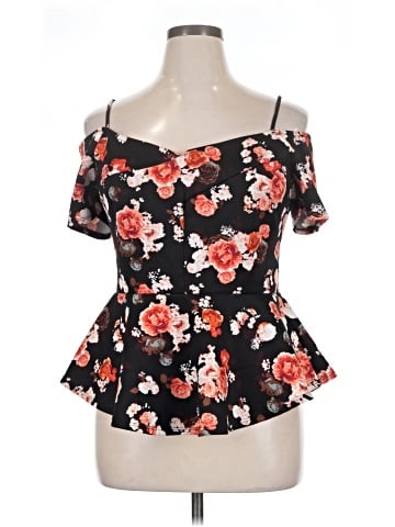 Charlotte Russe Short Sleeve Top (view 1)