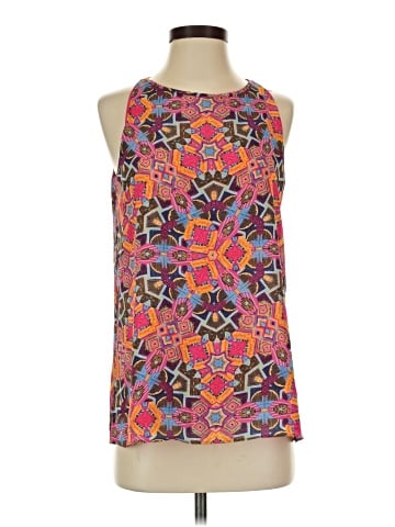 Kenar Sleeveless Blouse (view 1)