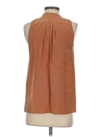 Vince. Sleeveless Silk Top (view 2)