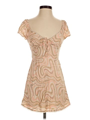 American Eagle Outfitters Casual Dress (view 1)