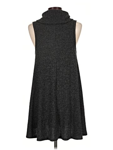 American Eagle Outfitters Sweater Vest (view 2)