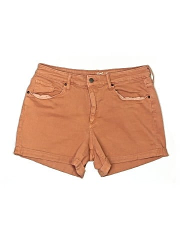 Universal Thread Shorts (view 1)