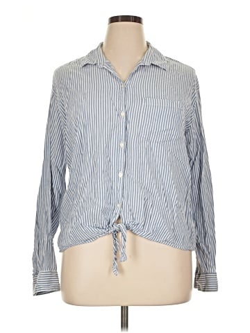 Old Navy Long Sleeve Button-Down Shirt (view 1)