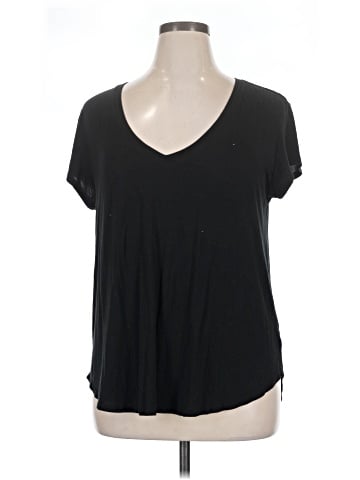 American Eagle Outfitters Short Sleeve T-Shirt (view 1)