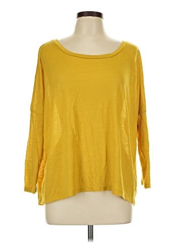 Old Navy 3/4 Sleeve T-Shirt (view 1)
