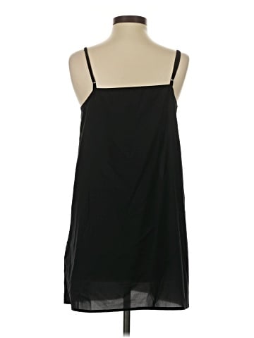 Gap Sleeveless Blouse (view 2)
