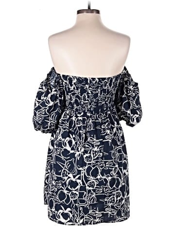 Abercrombie & Fitch Casual Dress (view 2)