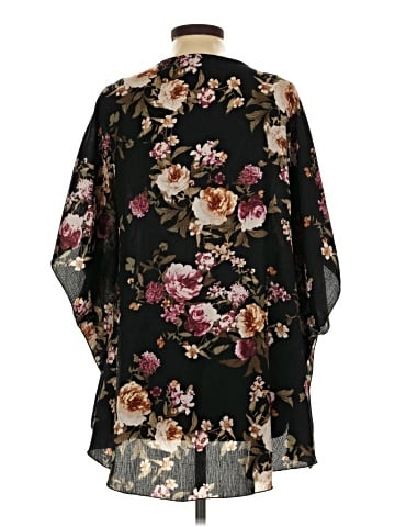 Polly & Esther Kimono (view 2)