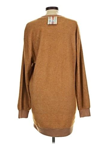 Envy Pullover Sweater (view 2)