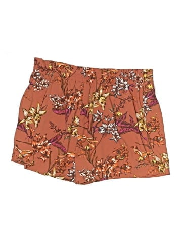 Worthington Shorts (view 2)