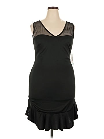 FASHION TO FIGURE Cocktail Dress (view 1)
