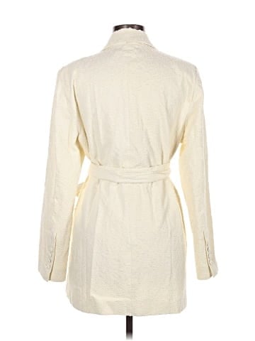 boa. Coat (view 2)