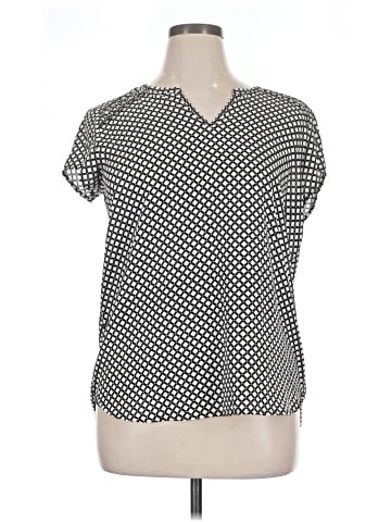 Pleione Short Sleeve Blouse (view 1)