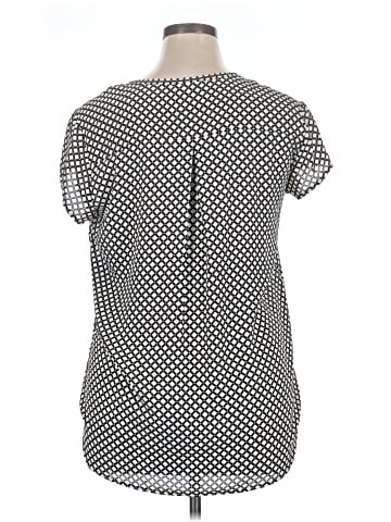 Pleione Short Sleeve Blouse (view 2)