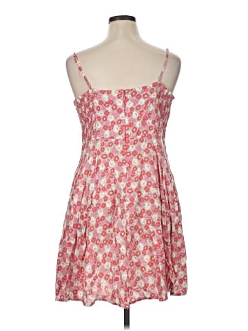 Old Navy Casual Dress (view 2)