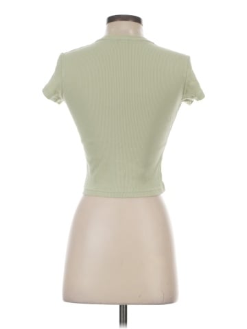 Uniqlo Short Sleeve Turtleneck (view 2)
