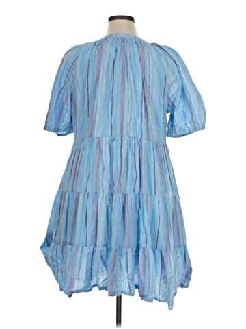 Crown & Ivy Casual Dress (view 2)