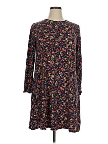 Old Navy Casual Dress (view 1)