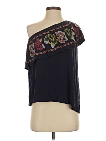 Hazel Short Sleeve Top (view 1)
