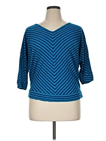 Lane Bryant 3/4 Sleeve T-Shirt (view 1)