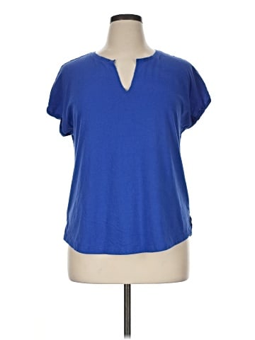 Lane Bryant Outlet Short Sleeve T-Shirt (view 1)