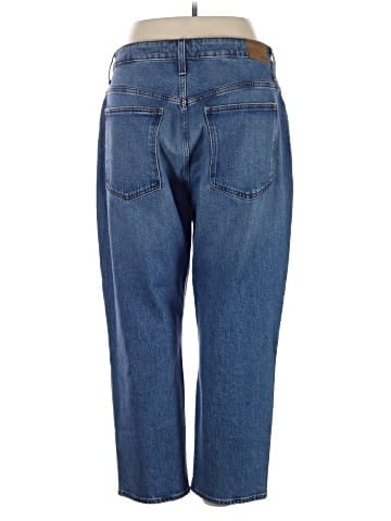 Madewell The Curvy '90s Straight Crop Jean in Hazeldell Wash (view 2)