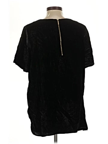 H By Halston Short Sleeve T-Shirt (view 2)