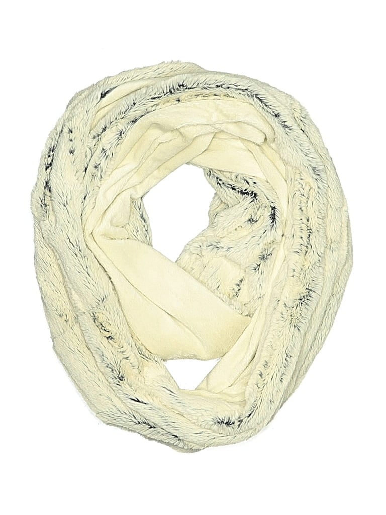 Pre-owned The North Face Scarf In Ivory