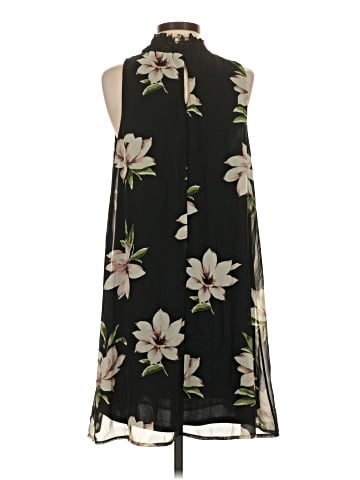 Le Lis Casual Dress (view 2)