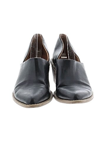 Universal Thread Ankle Boots (view 2)