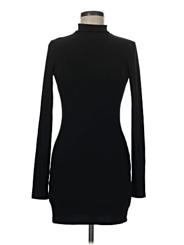 Urban Outfitters Casual Dress (view 1)