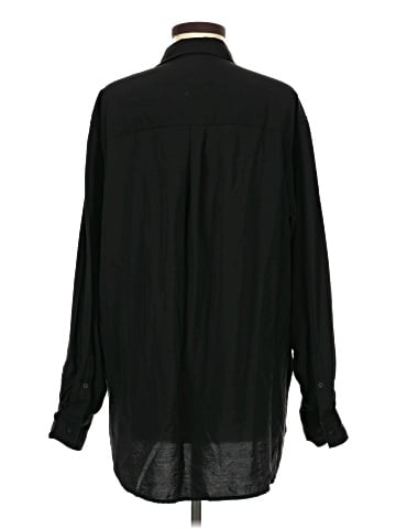 Gap Long Sleeve Button-Down Shirt (view 2)