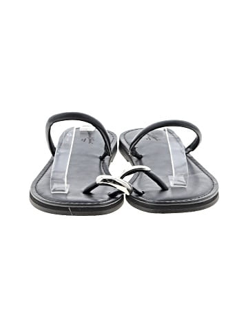 Universal Thread Sandals (view 2)