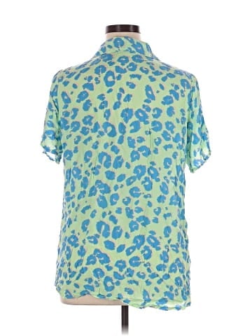 Xhilaration Short Sleeve Blouse (view 2)