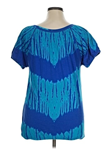 Lane Bryant Outlet Short Sleeve Blouse (view 2)