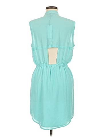 Cupcakes & Cashmere Casual Dress (view 2)