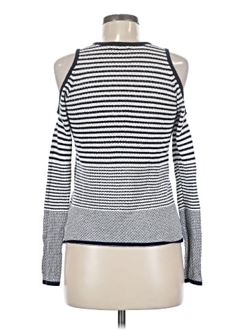 Romeo & Juliet Couture Long Sleeve Top (view 2)