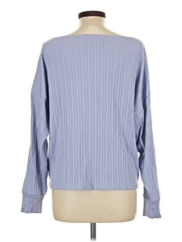 Abercrombie & Fitch Long Sleeve T-Shirt (view 2)